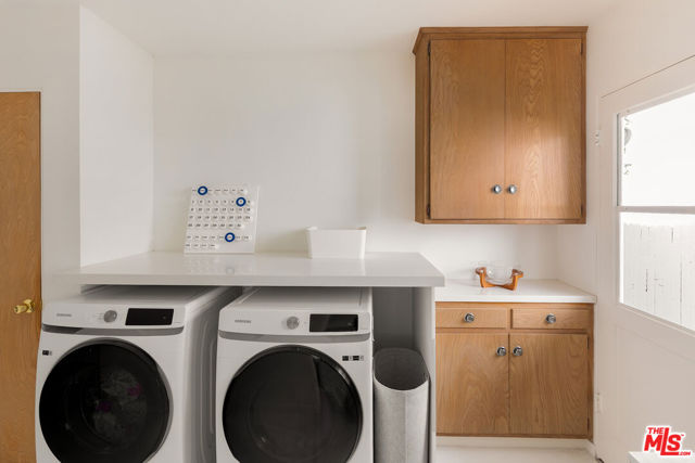 5544 W 63rd Street, Los Angeles CA: https://media.crmls.org/mediaz/3db9b656-45c0-400b-b4a3-953859e1c41b.jpg