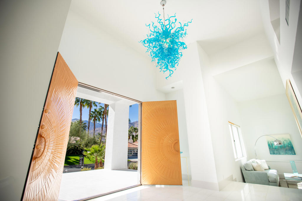 MLS #219138925DA image #2