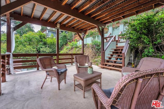 8181 Gould Avenue, Los Angeles CA: https://media.crmls.org/mediaz/3dbac25a-9dcd-4de8-bb7a-b35328588006.jpg