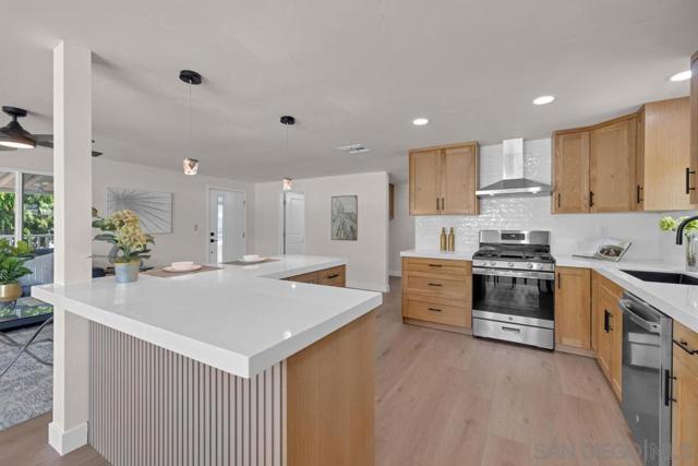 1120 Pepper Dr, El Cajon CA: https://media.crmls.org/mediaz/3dbb97f3-a5dc-498a-baaf-fba8c700ae47.jpg