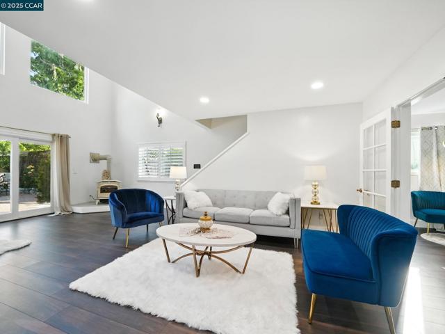 1836 Newell Ave, Walnut Creek CA: https://media.crmls.org/mediaz/3dbc18f2-55f5-49b0-bd19-2eac74998e60.jpg
