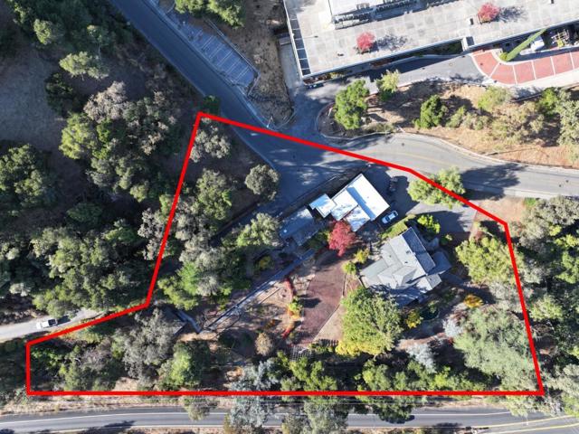 100 Wood Road, Los Gatos CA: https://media.crmls.org/mediaz/3dbd4b25-7e34-4c59-90fc-1bfea1fb5530.jpg