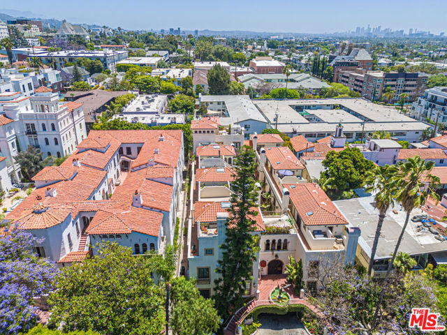 1320 N Harper Avenue, West Hollywood CA: https://media.crmls.org/mediaz/3dbe50bd-2c35-4fe7-ada8-cf2e02bfc6fa.jpg