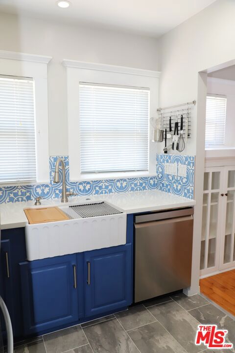 1132 Myra Avenue, Los Angeles CA: https://media.crmls.org/mediaz/3dc0d9b5-691f-46b5-b6d6-33443e0bd1d0.jpg
