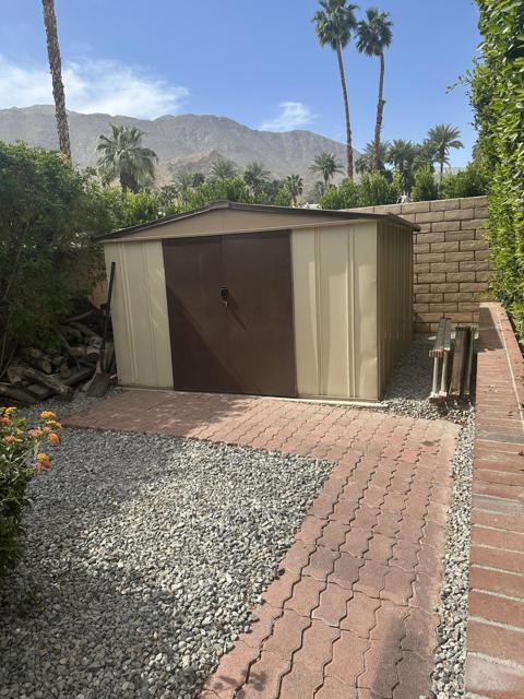 71521 Halgar Road, Rancho Mirage CA: https://media.crmls.org/mediaz/3dc0ff18-93d2-4389-91e5-42a05ee84993.jpg
