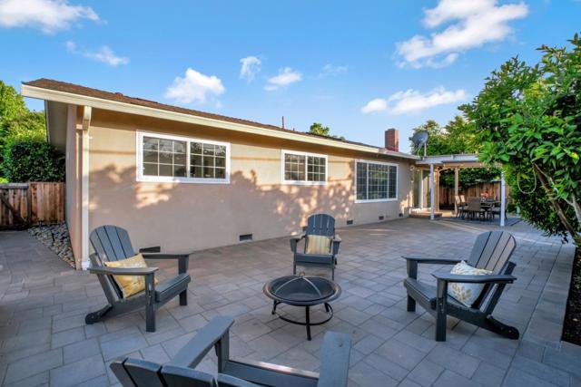 689 Springwood Drive, San Jose CA: https://media.crmls.org/mediaz/3dc129e2-6828-4aed-8f76-7c15220d3509.jpg