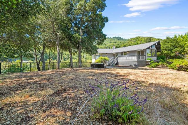 16451 Wood Acres Road, Los Gatos CA: https://media.crmls.org/mediaz/3dc17579-1892-4146-a502-3eb5c9c10dfe.jpg