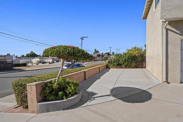 Detail Gallery Image 3 of 39 For 1349 First Ave, Chula Vista,  CA 91911 - 5 Beds | 2/2 Baths