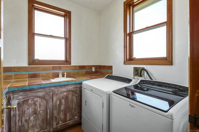 24943 N McIntire Road, Clements CA: https://media.crmls.org/mediaz/3dc302dd-969d-4cd3-b2f8-22e528f0faf7.jpg