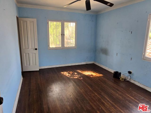 143 S Highland Avenue, Los Angeles CA: https://media.crmls.org/mediaz/3dc31322-08e5-422f-94f7-69674b5a2ff7.jpg