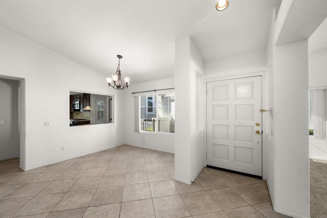 2505 LA COSTA AVE, Chula Vista CA: https://media.crmls.org/mediaz/3dc408d9-c8d1-4239-802d-d551a8beebe7.jpg