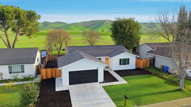 Image 2 of 44 For 1832 Elkwood Dr