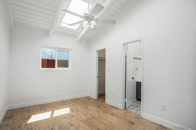 634 Spruce Ave, Imperial Beach CA: https://media.crmls.org/mediaz/3dc5a606-c8f4-479a-8ff0-bfe052d9934a.jpg