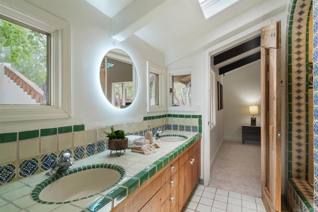 MLS #250028767SD img 53