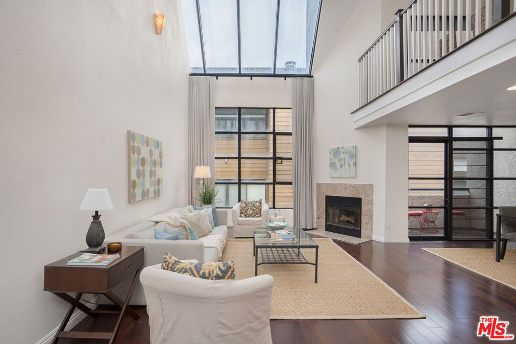 11636 Montana Avenue #311