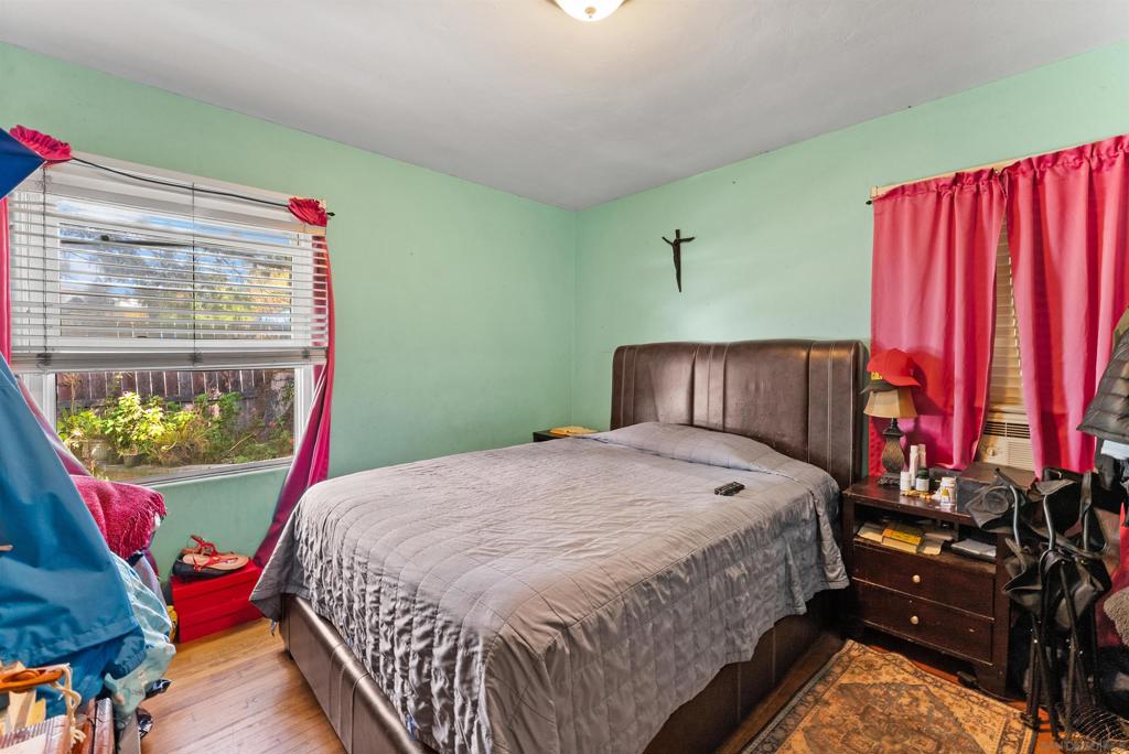 MLS #250039580SD image #28