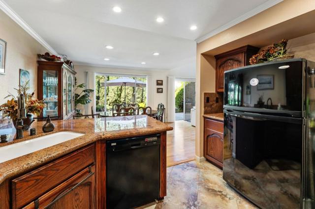 356 Meadowhaven Way, Milpitas CA: https://media.crmls.org/mediaz/3dca0a53-62e0-4ec8-85d0-099ba56270ec.jpg