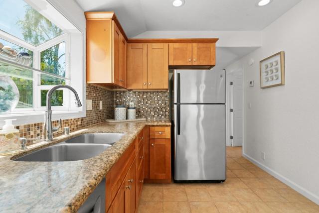 407 Seabright Avenue, Santa Cruz CA: https://media.crmls.org/mediaz/3dca453e-e727-49ca-8237-aecec957924a.jpg