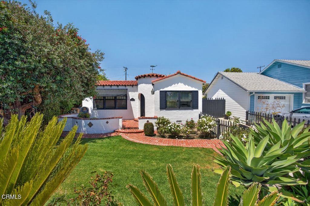 3737 Paloma Drive