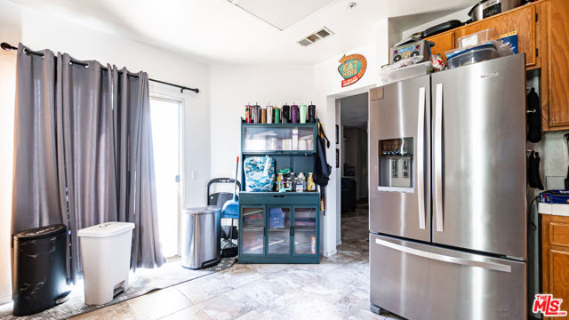 16850 Via Lunado, Moreno Valley CA: https://media.crmls.org/mediaz/3dca993d-a7b7-4127-b862-6e823e02d4fe.jpg