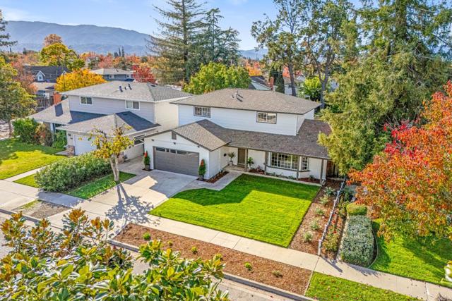 1688 Grizilo Drive, San Jose CA: https://media.crmls.org/mediaz/3dcace9a-379c-4bb6-9b61-d8f3dec076f7.jpg