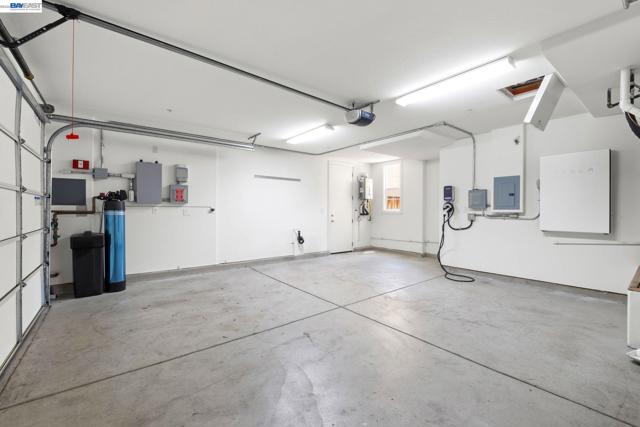 5119 Rowan Drive, San Ramon CA: https://media.crmls.org/mediaz/3dccd4a3-2342-4e7f-85b1-cd8df7ffcd27.jpg