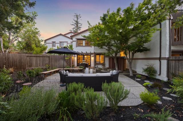 102 Calle Nivel, Los Gatos CA: https://media.crmls.org/mediaz/3dcd55a1-d996-436a-9b7b-76273d701d62.jpg