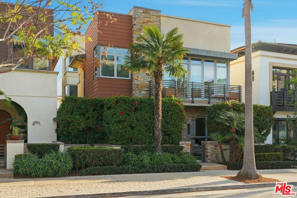 12871 Hammock Lane