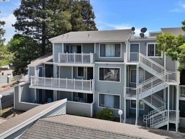 3402 Pinewood Ter, Fremont CA: https://media.crmls.org/mediaz/3dcee5fb-8f48-4827-ab3c-fc2c29b4bbcc.jpg