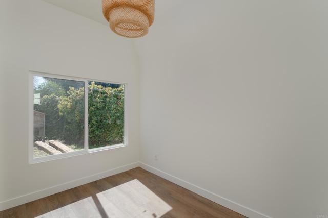 Detail Gallery Image 32 of 39 For 1743 Green Briar Circle, Fallbrook,  CA 92028 - 3 Beds | 2 Baths