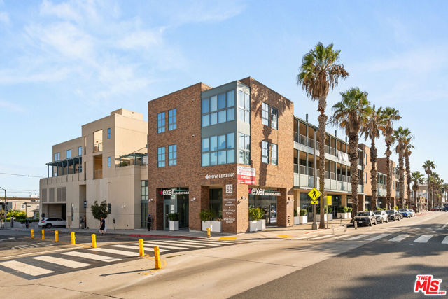 2300 Wilshire Boulevard, 219 photo 16