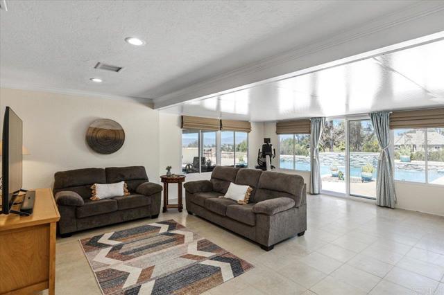 31158 Del Rey Road, Temecula CA: https://media.crmls.org/mediaz/3dd0c780-16bd-4adc-9109-3b22532f1edb.jpg