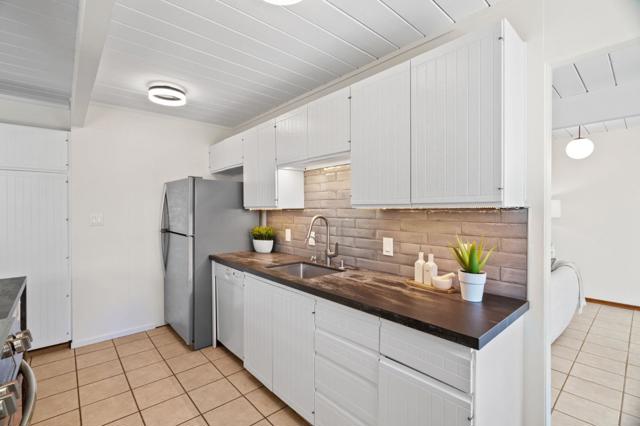 858 Cornwall Court, Sunnyvale CA: https://media.crmls.org/mediaz/3dd28562-0a99-4df9-b972-dde99875e126.jpg