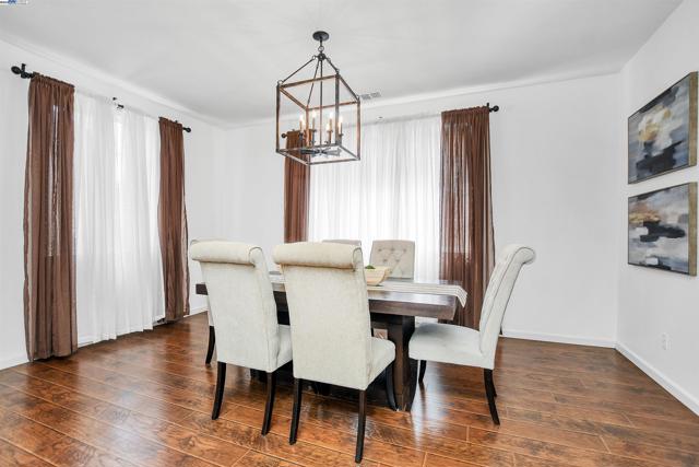5618 Arcadia Cir, Discovery Bay CA: https://media.crmls.org/mediaz/3dd28d75-1690-45be-9017-4856492655ea.jpg