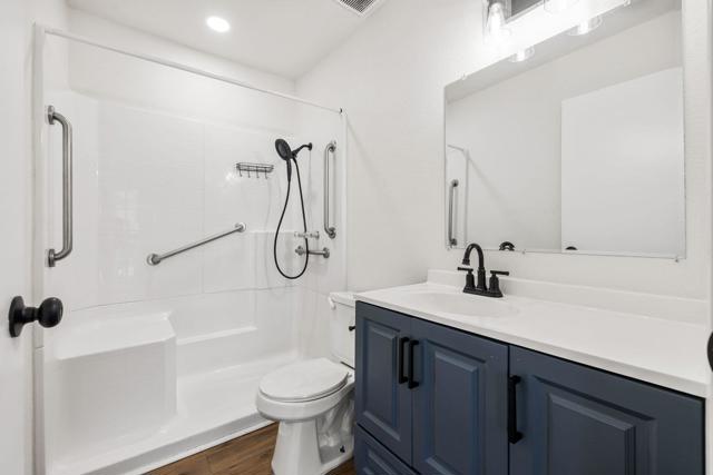 Image 63 of 76 For 51480 Avenida Obregon  B