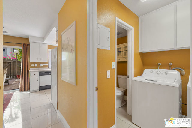 357 W Mariscal Road, Palm Springs, CA 92262