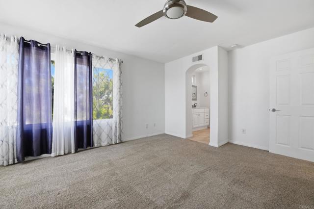 Image 14 of 26 For 2775 Southampton Road