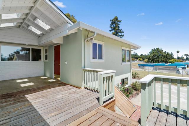 656 Prospect, Santa Cruz CA: https://media.crmls.org/mediaz/3dd54b57-384f-4365-9d56-86e08508e8d9.jpg