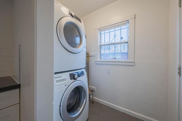 4211 Martin Luther King Jr Way, Oakland CA: https://media.crmls.org/mediaz/3dd5af47-ad63-41f6-8b6f-ad3f73a14af1.jpg