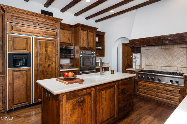 Detail Gallery Image 23 of 77 For 4144 Chevy Chase Dr, La Canada Flintridge,  CA 91011 - 5 Beds | 4/4 Baths
