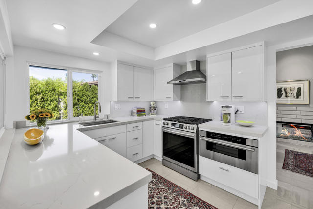 70880 Sunny Lane, Rancho Mirage CA: https://media.crmls.org/mediaz/3dd68768-91ba-48d9-9b33-deddac681c7d.jpg