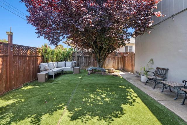 32027 Carroll Avenue, Hayward CA: https://media.crmls.org/mediaz/3dd6e229-ad6e-4732-8e8a-578eb905e100.jpg