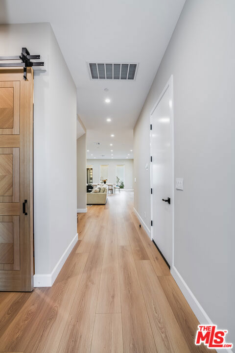 421 North Catalina Street photo 4