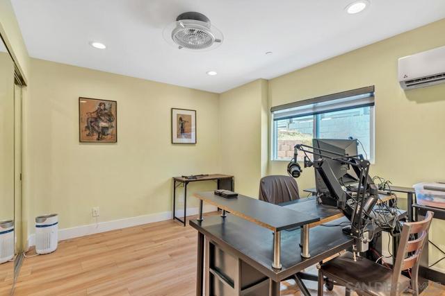 1003 Hayes Ave, San Diego CA: https://media.crmls.org/mediaz/3dd73c2b-e42d-4ae3-b319-dbdc8143cc90.jpg