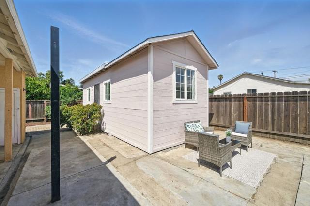 27239 Dunbar Place, Hayward CA: https://media.crmls.org/mediaz/3dd771fc-9e16-4632-bc0c-bee6f0ba296b.jpg