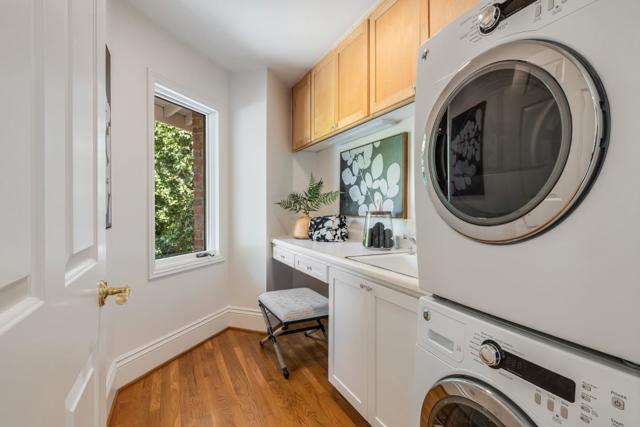 733 Northampton Drive, Palo Alto CA: https://media.crmls.org/mediaz/3dd81f36-8b81-46d3-b7a6-a1c0ff22b466.jpg