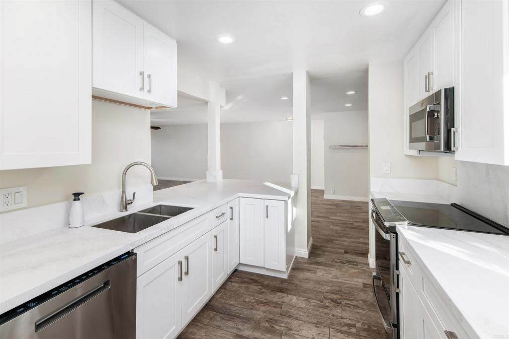 2607 Pirineos Way - photo 2