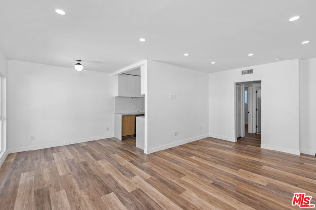 1563 Gordon Street, Los Angeles CA: https://media.crmls.org/mediaz/3ddadfc1-85d7-4ee1-a0d2-5f184b1dfcf5.jpg