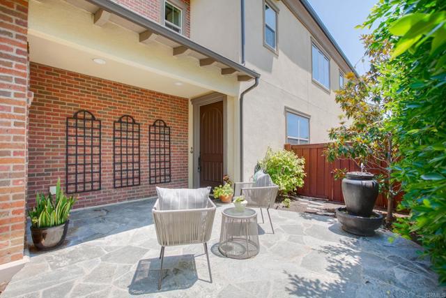 3507 FOUR PEAKS, Carlsbad CA: https://media.crmls.org/mediaz/3ddae457-948e-4525-a00b-866cdf95f634.jpg