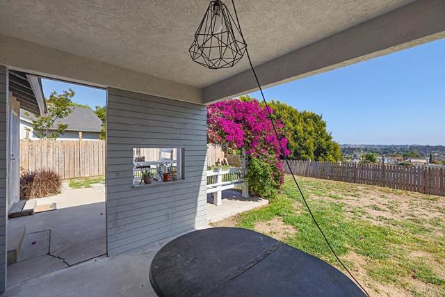 Detail Gallery Image 19 of 65 For 6447 Seascape Dr, San Diego,  CA 92139 - 4 Beds | 2 Baths